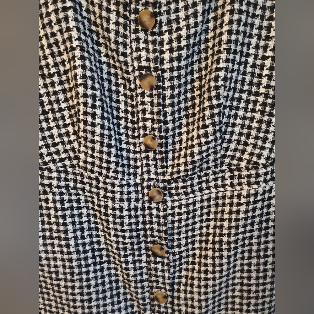 NWT Ann Taylor Black and White Dress - Picture 4 of 6